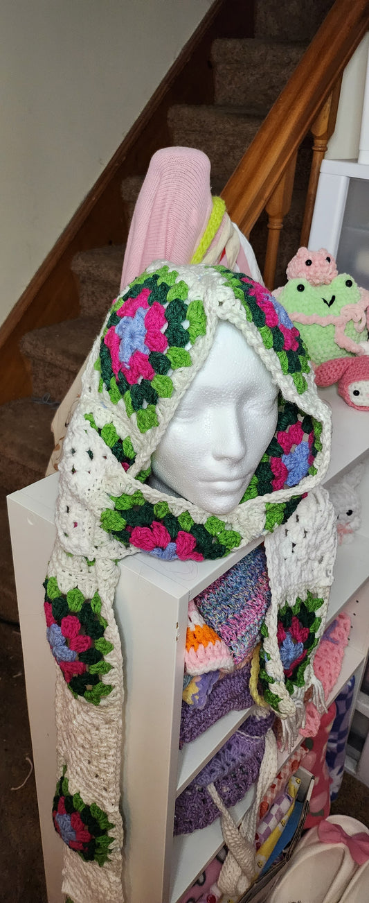 Granny Square Hood w Scarf